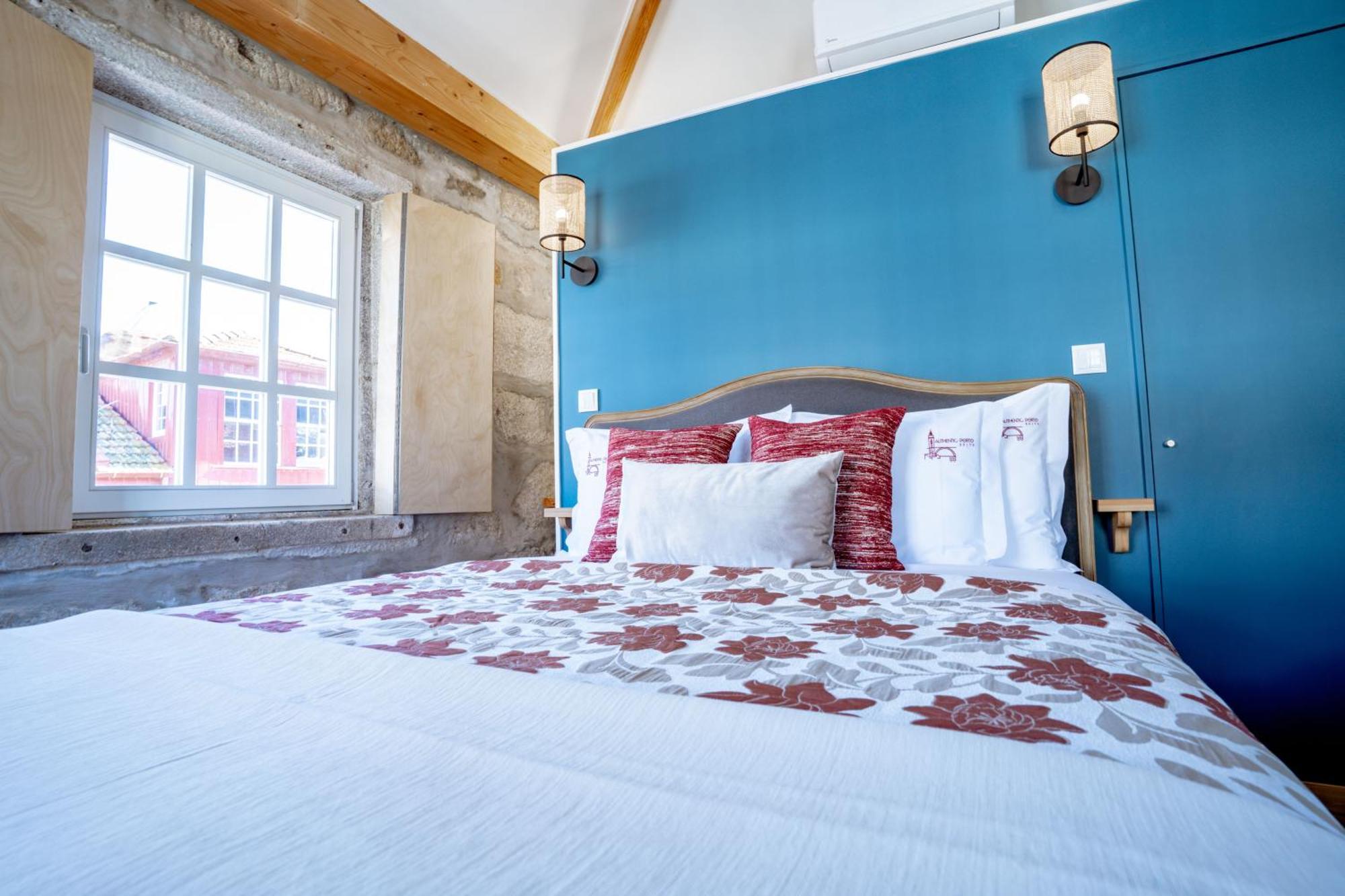 Authentic Porto Suites Exterior photo