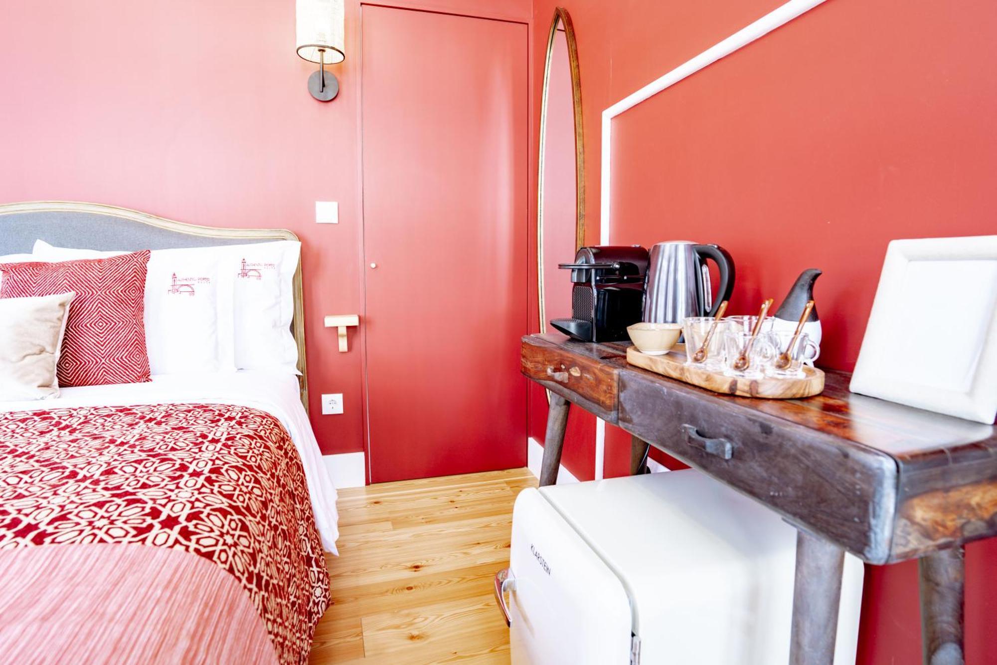 Authentic Porto Suites Exterior photo